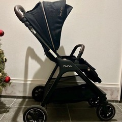 nuna ベビーカー trivnext riveted
の画像
