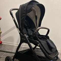 nuna ベビーカー trivnext riveted
の画像