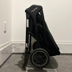 nuna ベビーカー trivnext riveted
の画像