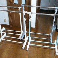 19. 【中古・美品】ハンガーラック 4個セット 高さ調整可能 グレーのみ横の長さ延長可能 キャスター付き 軽量設計の画像