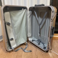 キャリーケース　トラベルケースの画像