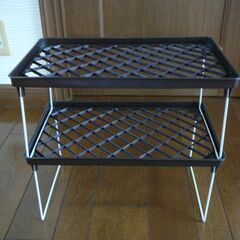 33. 【中古】小さな小物置き 2個セット 積み重ね可能 部屋の整理に キッチンの整理にの画像