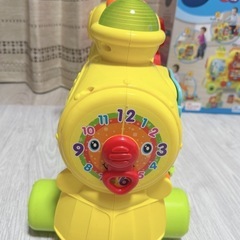 VTech ウォーカー＆ライトABCトレインの画像