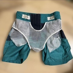 キッズ　水着　90センチ　子供用水着の画像