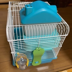 ハムスターゲージ お家 給水器 餌入れセットの画像