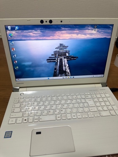 東芝AZ55/GB15.6型フルHD Core i7 世代8、SSD256GB,メモリ16GB