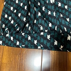 レディーストップスの画像
