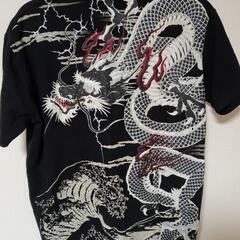 和柄　龍の服の画像