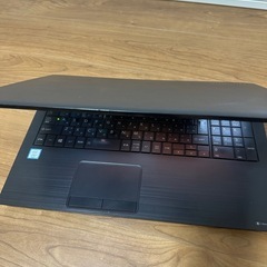 東芝AZ55/GB15.6型フルHD Core i7 世代8、SSD256GB,メモリ16GBの画像
