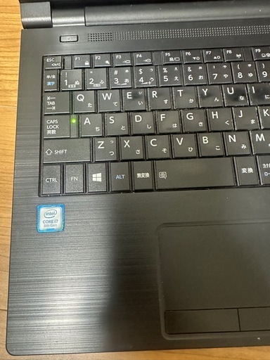 東芝AZ55/GB15.6型フルHD Core i7 世代8、SSD256GB,メモリ16GB