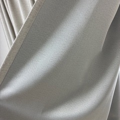 カーテンの画像