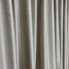カーテンの画像