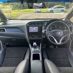 シャトル美品★ハイブリッドX★本車検フルR9年8月迄【距離浅実走6.8万キロ】衝突軽減装置・クルコン・フルセグTV(走行中OK)・純正インターナビ…の画像