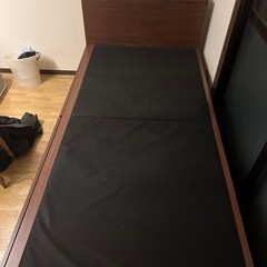 ニトリ シングルベッドの画像