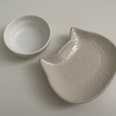 【8/15(金)掲載終了】お皿・コップなど 食器セット（ダイソー・300円ショップなど　　　　　　　　　　　　　　　　の画像