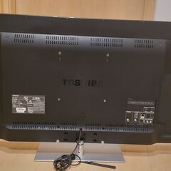 東芝　TOSHIBA　40型 ハイビジョン 液晶 テレビ レグザ　REGZA　40J7 　 2013年 40インチの画像