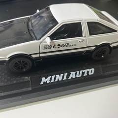 車フィギュアの画像