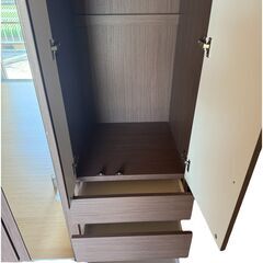 ★8/8,9 引取限定★【未使用】NITORI /ニトリ/クローゼット/クエス/ミラー付き/収納力抜群/シンプル/2024年製の画像