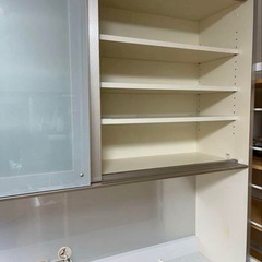 パモウナ　
食器棚の画像