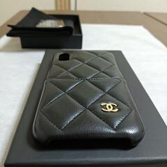新品同様未使用。CHANEL　iPhone X XS用　スマホケースの画像