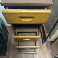 キャビネット　電話台　棚の画像