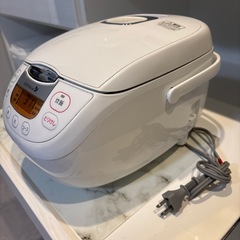 5.5合 炊飯器の画像