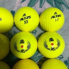 ゴルフボール　カラーボール　美品　12球　1ダースの画像