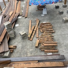 　廃材　薪　マキ　キャンプ　木材　の画像