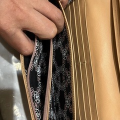 CLATHASの財布の画像