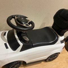 子供のおもちゃ　乗り物の画像