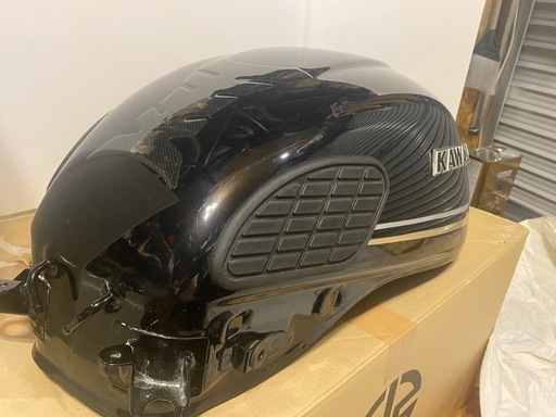カワサキ　z900rs 2019 ガソリンタンク