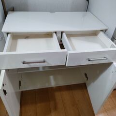 キャビネットの画像
