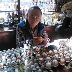 中国工芸品　内画壺 飾り物の画像