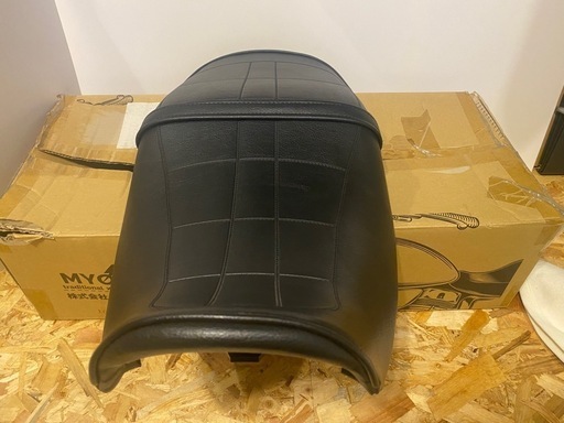 Z900RS　茗荷シート　　艶消しブラック　18-23年　カワサキ