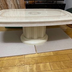 イタリア製　ロココ調　センターテーブル　の画像