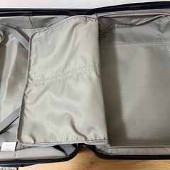 スーツケースの画像