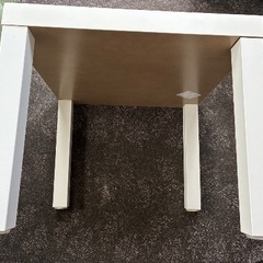 IKEA／テーブル／ホワイト／非対面でのお渡しの画像