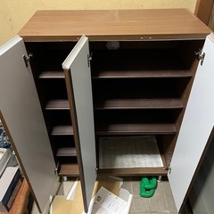 シューズボックス　下駄箱の画像