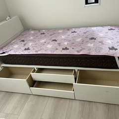 ベットシングルの画像