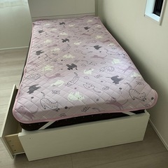 ベットシングルの画像