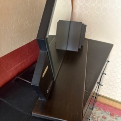 ４段チェストと鏡セットの画像