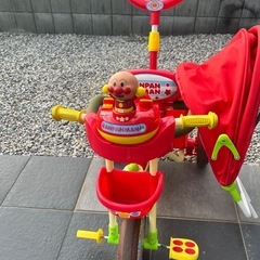 【美品】アンパンマン三輪車 おまけ付きの画像