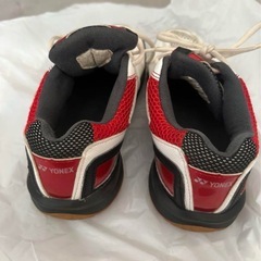 ヨネックス　スポーツシューズ22.5cmの画像