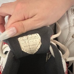 ヨネックス　スポーツシューズ22.5cmの画像