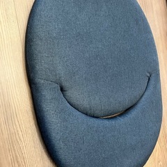 コンパクト座椅子の画像