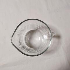 蚤の市購入【ガラス計量カップ、500ml】ナチュラルインテリアに飾って可愛いの画像