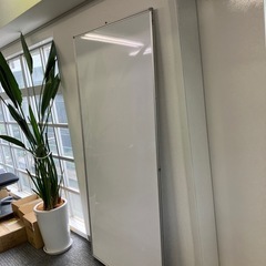 ホワイトボード　縦86㎝・横178ｃｍの画像