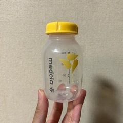 メデラ　母乳ボトル　の画像