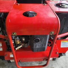 乗用草刈り機　SRM831VH　サンケ－ AT  修理済　現状品の画像