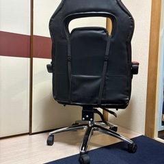 ゲーミングチェアの画像